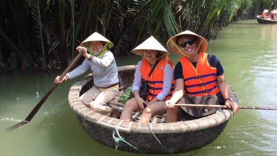 ค้นพบชนบท 5 ชั่วโมงด้วยการปั่นจักรยาน บัฟฟาโล และเรือตะกร้า