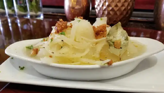 Cultural Walking Tour of Little Havana with Lunch Options