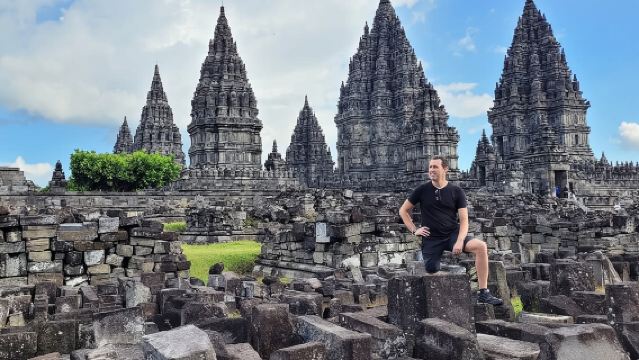 Borobudur Temple Climb To The Top & Prambanan Temple - 1 day tour