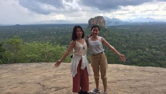 Excursión de un día a Sigiriya y Dambulla desde Kandy