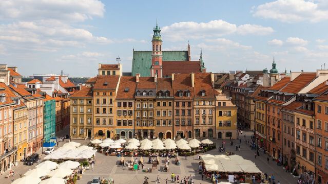 ทัวร์เมืองต้องห้ามพลาดในวอร์ซอกับ Antek และ Tomek