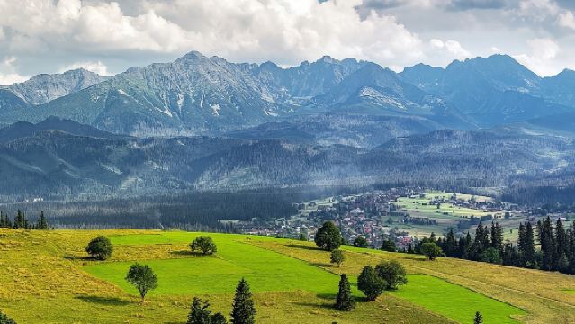 Cracovia: Zakopane e Terme con Funivia, Vodka, Oscypek