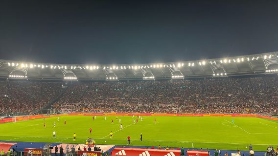 Vé AS Roma: Trải nghiệm bóng đá tại Olimpico, trong Phòng chờ hạng sang