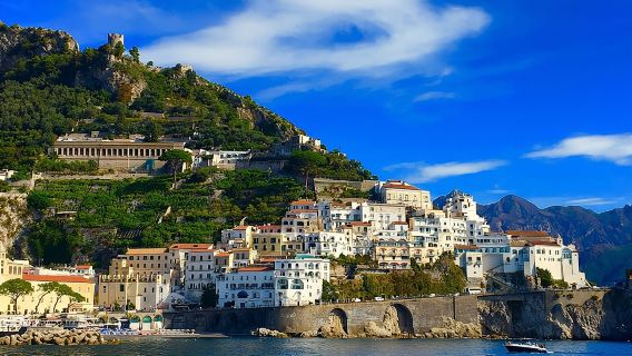 Da Sorrento: tour di un giorno in barca per piccoli gruppi lungo la Costiera Amalfitana