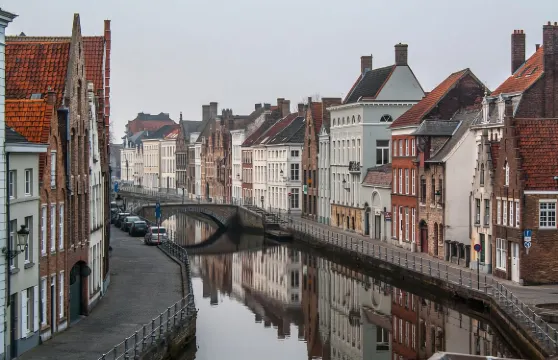 法國 巴黎出發 布魯塞爾+布魯日一日遊 含交通+導遊