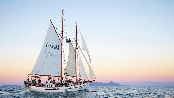 Whitsundays Sunset Sailing Cruise