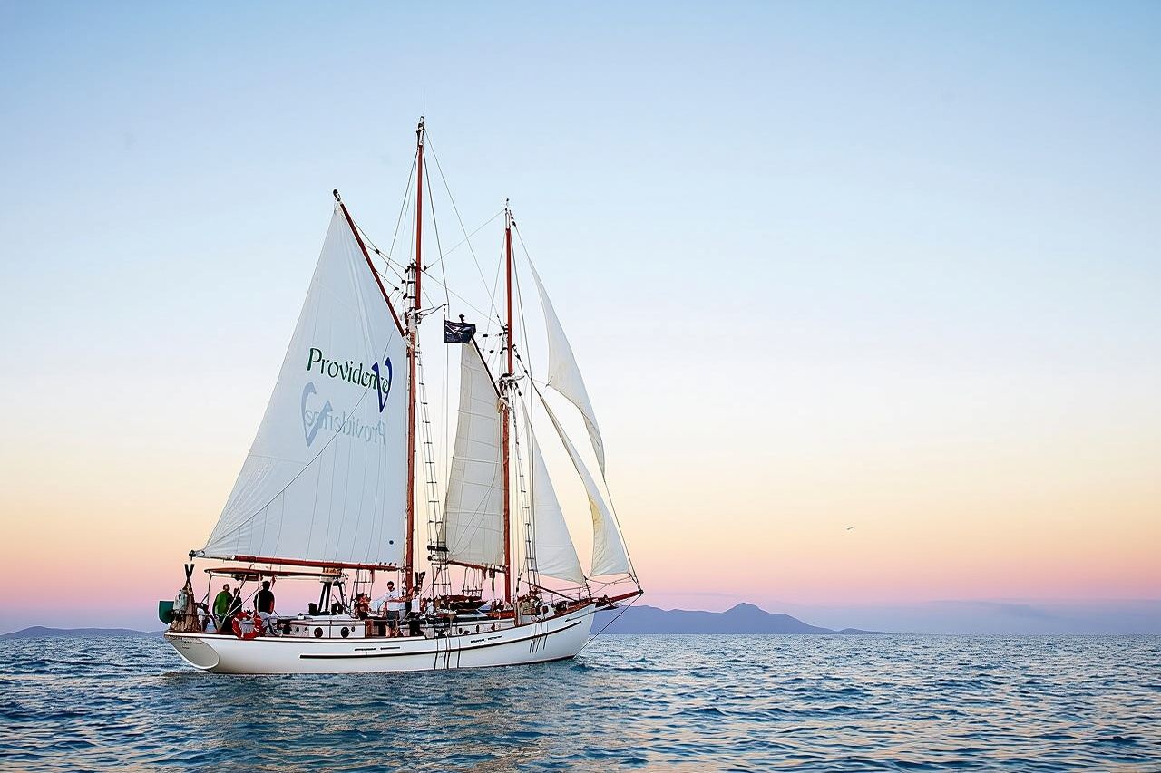 Whitsundays Sunset Sailing Cruise