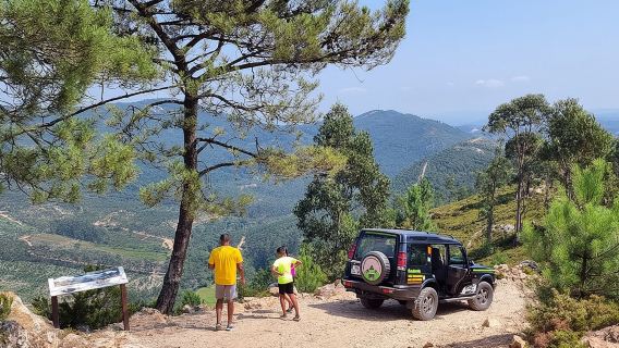 Private 4x4 Mountain Tour from Porto