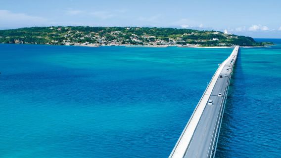 日本沖繩一日遊南部知念岬+玉泉洞+瀨長島+系滿海鮮集合點集合