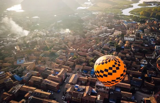 雲南普者黑熱氣球飛行體驗 日出觀光高空自由飛行 雲南周邊遊