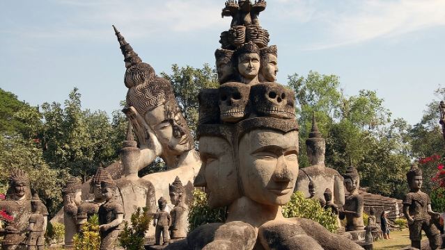 Private Ganztagestour in Vientiane mit Besuch des Buddha-Parks und Mittagessen