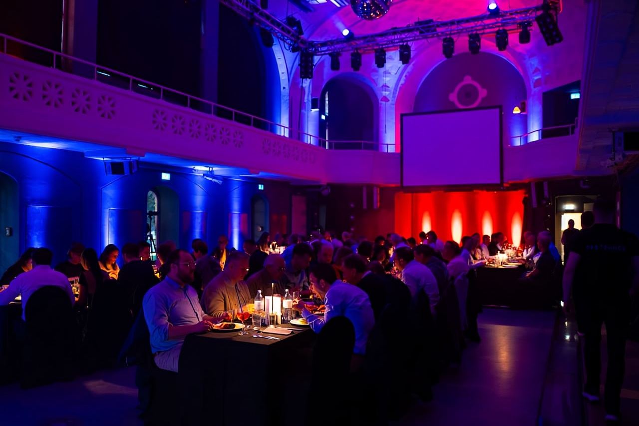 Frauenbad Heidelberg: Magic Dinner with Chris Stark (German & English)