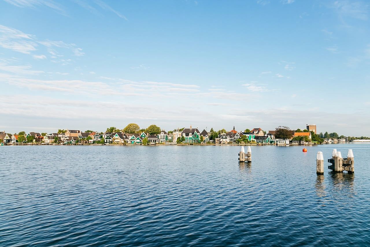From Amsterdam: Zaanse Schans, Edam, Volendam & Marken