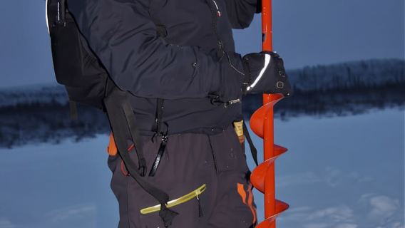 โรวาเนียมี: ตกปลาน้ำแข็งด้วยสโนว์โมบิล