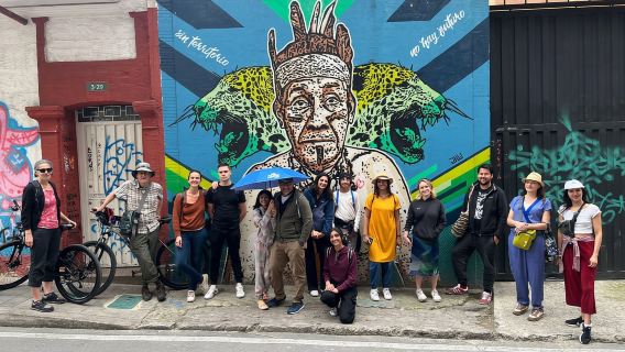 Bogotá: Graffiti Tour il miglior percorso d'arte urbana