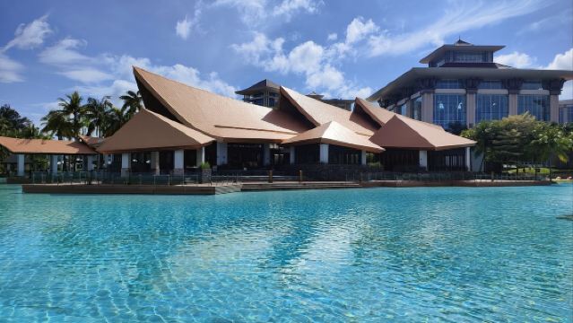 汶萊達魯薩蘭國：努洛伊曼皇宮+蘇丹紀念館+傑米清真寺