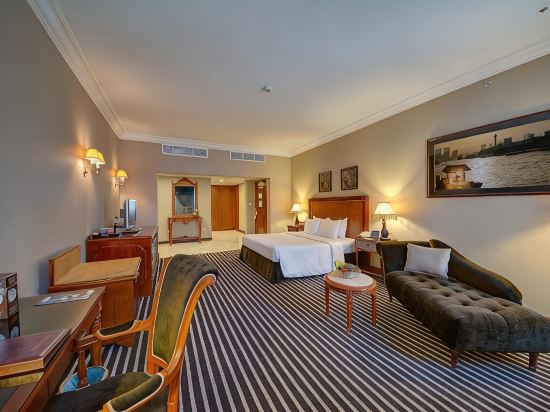 Royal Ascot Hotel Bur Dubai Room Type - Balmoral Suite