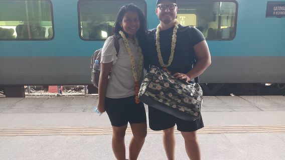 Excursión de un día al Taj Mahal en el tren más rápido de la India.