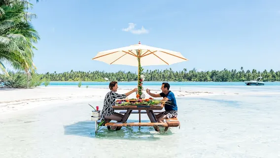 Bora Bora honeymoon romantic escapade