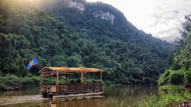 Pengembaraan Air Terjun Xunantunich dan Jungle Pontoon