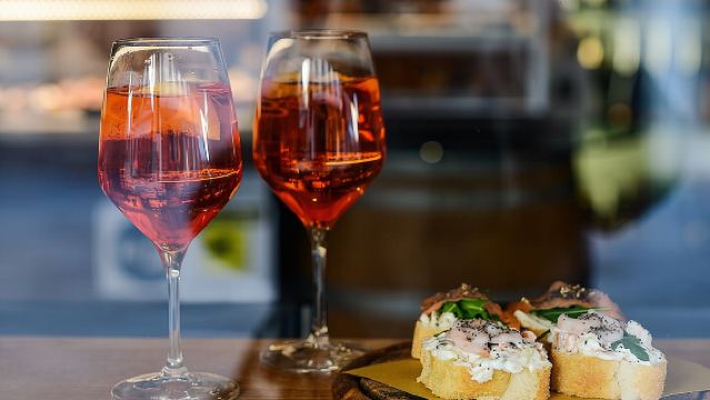 Turin : Circuit gastronomique et œnologique au coucher du soleil par Do Eat Better