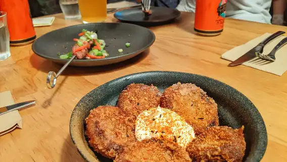 雪梨:街頭藝術與多元文化美食健行之旅