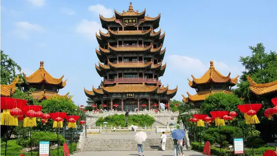 Wuhan in a Day: Local Flavors, Iconic Sites&Hidden Treasures