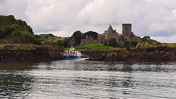 Queensferry: crucero turístico a la isla de Inchcolm