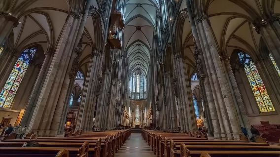 德國科隆大教堂+科隆巧克力博物館+路德維希博物館一日遊。