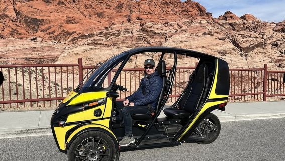 Red Rock Canyon Scenic Adventure! ~~ Fun, Self-Drive Rental