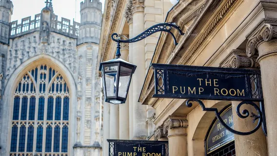 Escursione di un giorno a Stonehenge e Bath da Londra con visita facoltativa alle terme romane