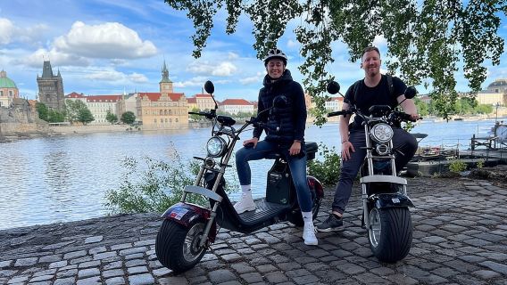 Guided sightseeing e-scooter tour of Prague: 2 hours