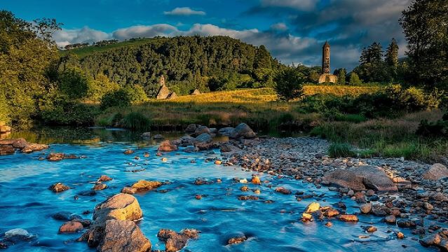 Glendalough & Wicklow Mountains Half Day Morning Tour from Dublin