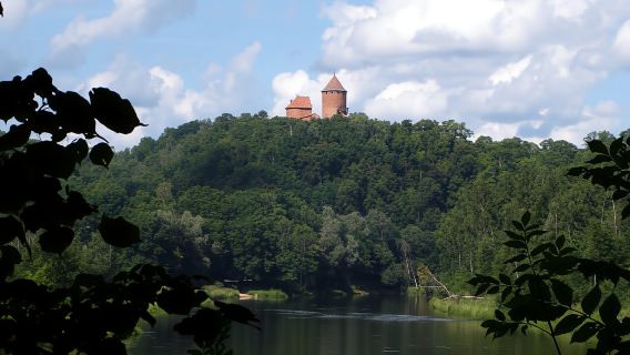 Sigulda Day Tour - Castle Ruins, Gūtmaņala Grotto, & More