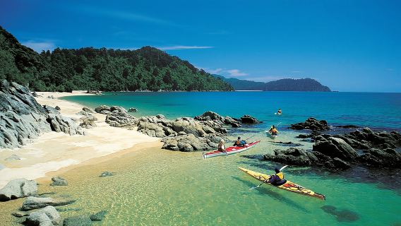 Mārahau: Abel Tasman Marine Reserve Kayak Tour