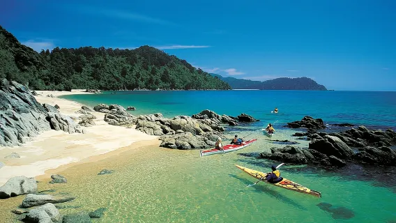 Mārahau: tour in kayak nella riserva marina di Abel Tasman