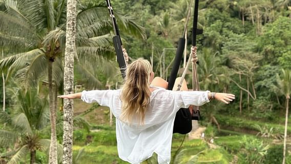Ubud: Kanto Lampo Waterfalls, Jungle Swing, Rice Terrace