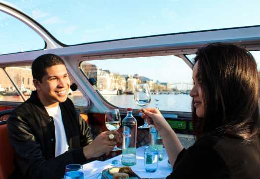 Amsterdam Canal Cruise with 4-Course Dinner