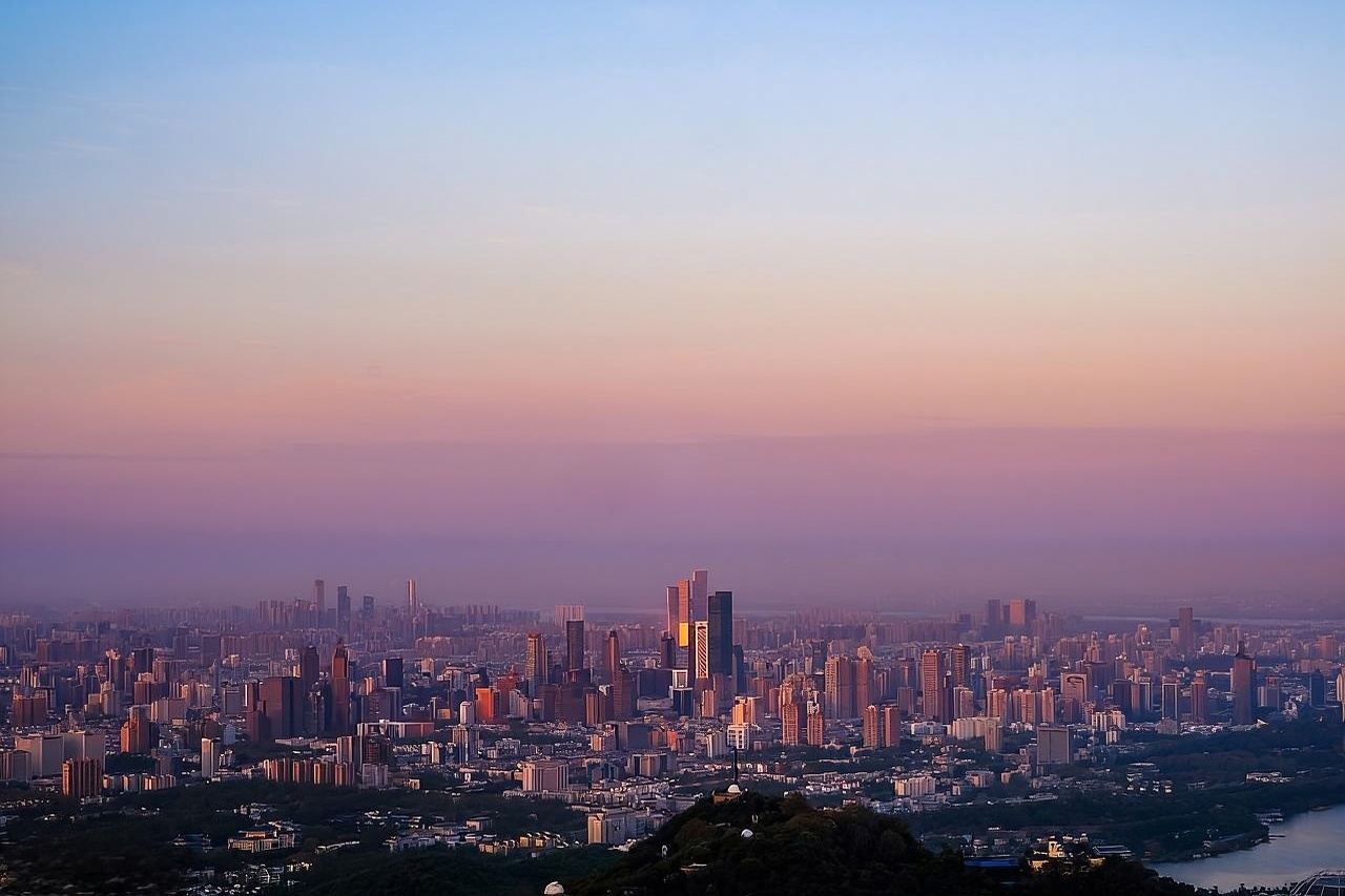 Tour van | Optional English guide | The Oriental Metropolitan Museum + Jiangning Manufacturing Museum + Zijin Mountain