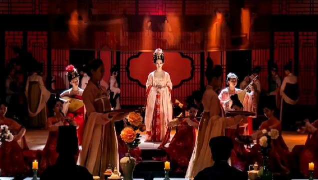 [Qingdao's No.1 Immersive Palace Dining Show] Lanqi Banquet Ode: Ancient Recipes Reimagined, Seafood Meets Qi Culture; Night Banquet Wonderland, Light and Shadow Revive Tang Dynasty Ambiance (Optional Costume Experience)