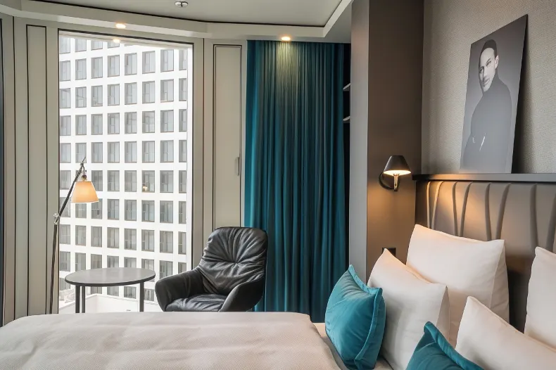 Motel One Berlin-Upper West