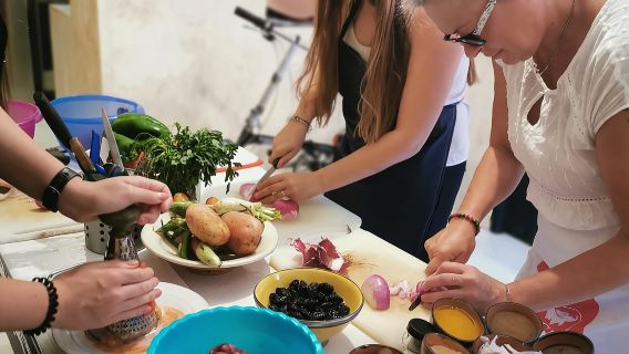 cooking classes DE chef Najla