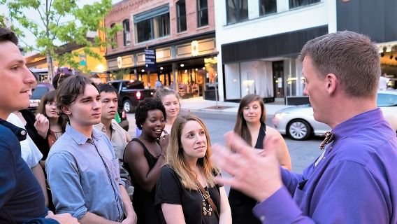 Tour đi bộ có hướng dẫn viên nội bộ Asheville