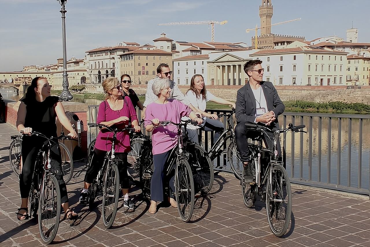 Firenze in bicicletta: un tour guidato dei luoghi più importanti della città