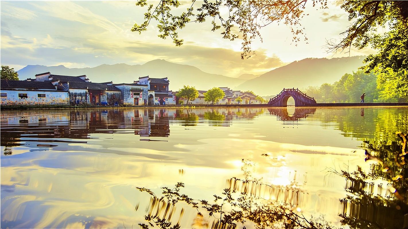 1-day tour to Hongcun Village + Zhuhai pit + Xidi in Anhui with English, Chinese, and Russian guide EA