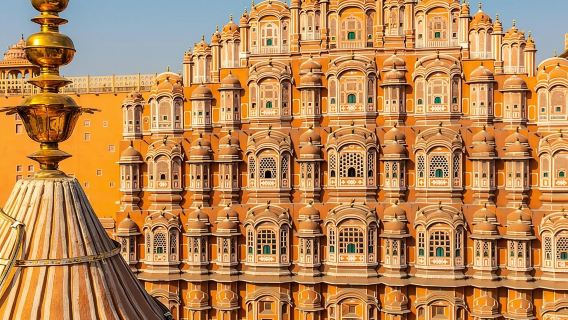 ทัวร์ชมเมืองชัยปุระพร้อมรถยนต์ส่วนตัวและคนขับ