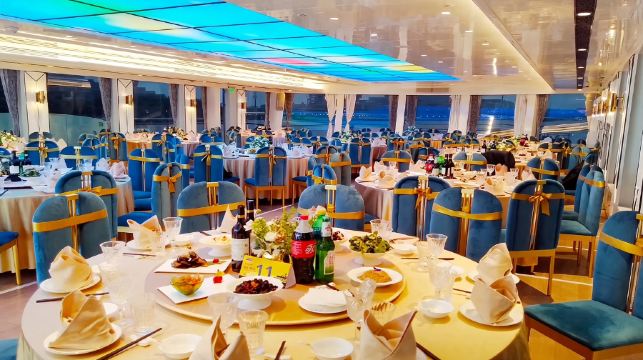 上海黃浦江遊覽網紅遊船自助餐晚宴浦江夜遊外灘東方明珠陸家嘴大船郵輪（龍船／水晶公主／申城之光）含餐船票