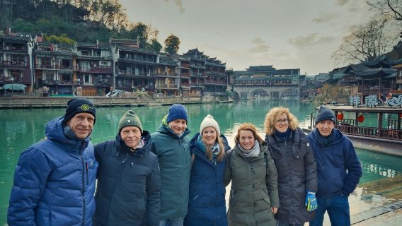 Eintägige Privatgruppe durch Zhangjiajie, Fenghuangxian und die Altstadt Furong
