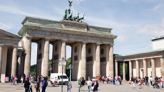 Discover Berlin Half-Day Walking Tour
