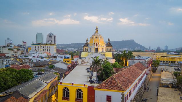 Private Walking Tour in Walled City and Getsemani Cartagena